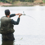 Joel Alves explica como unir lazer, segurança e preservação ambiental nas aventuras de pesca.