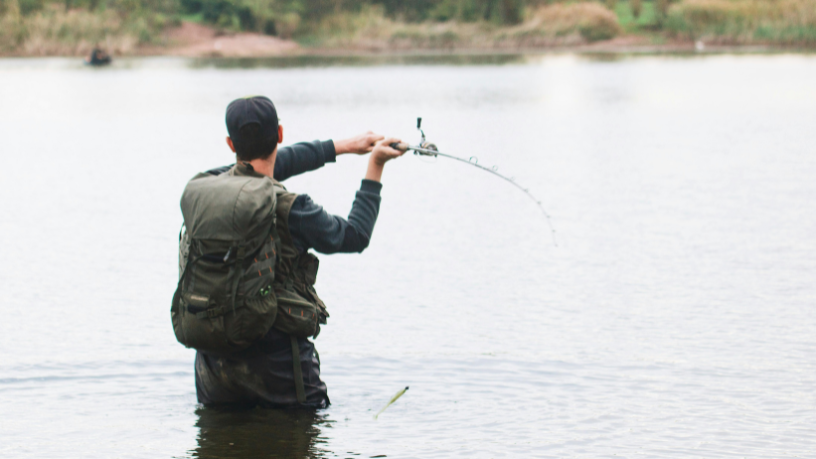 Joel Alves explica como unir lazer, segurança e preservação ambiental nas aventuras de pesca.