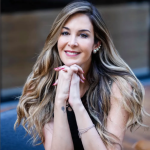 Relacionamentos em foco: Pamela Magalhães destaca três dicas indispensáveis em material da Non Stop.